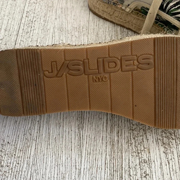 Anthropologie J/Slides Embroidered Tropical Print Platform Sneakers Size 7.5 - Picture 4 of 10